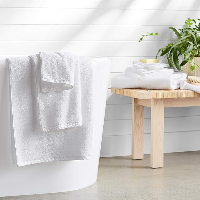 Amazon Basics 100% Cotton Soft Quick-Dry 8-Piece Towel Set, Bath Towels, Hand Towels, Washcloths, White, Compact & Lightweight