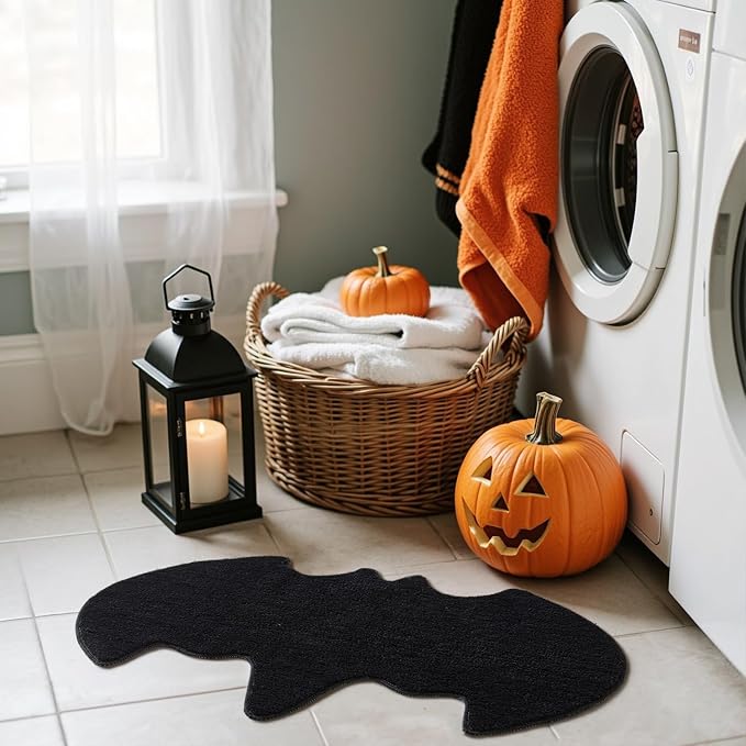 TYUU Bat Bath Mat, Super Absorbant Gothic Bathroom Rugs Non Slip Washable Bat Shaped Floor Mat Holiday Decor, 24''x36'', Black
