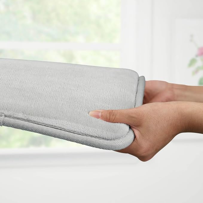 Memory Foam Bath Mat Non Slip Absorbent Super Cozy Velvet Bathroom Rug Carpet (17 inches X 24 inches, Silver)