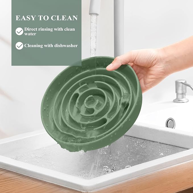 Coomazy Extra Large Slow Feeder Bowl, Silicone Dog Bowl with Suction Cups | Slow Feeder & Non-Slip Design, Boredom and Anxiety Reducer, Suitable for Large Dogs