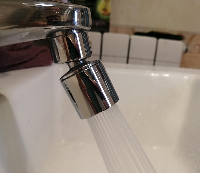 Rotate Sink Faucet Aerator,kitchen bathroom faucet nozzle aerator,faucet extender, 360 degree swivel sprayer for sink tap head. (20° Angle 3 adapters)