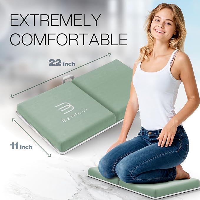 Comfortable Bath Kneeler and Elbow Kneeling Rest Pad for Baby Bathing Parents - Painless Foam Mat with Toy Organizer Pockets - Quick Drying, Foldable, Non-Slip for Baby and Toddler Bathing - Green