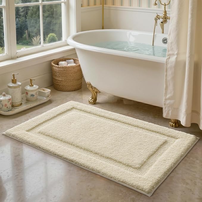 LUMI Soft Bathroom Rugs Absorbent, Non Slip Bath Mat 24x36, Ivory White | Machine Washable with Rubber Backing, Quick Dry, Premium Microfiber Carpet for Bathtub and Shower Floor