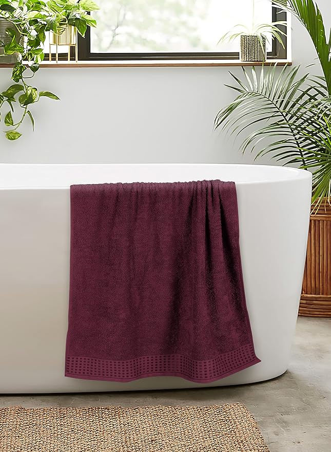 GLAMBURG 100% Cotton 2 Pack Oversized Bath Towel Set 28x55 Inches, Ultra Soft Highly Absorbant Compact Quickdry & Lightweight Large Bath Towels, Ideal for Gym Travel Camp Pool - Burgundy