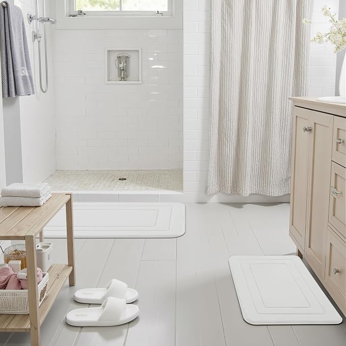 Cupic Cupid Memory Foam Bath Mat 24"×36", Non Slip Bathroom Rugs, White | Soft Touch, Cushioned Comfort, Non Slip Bathroom Mat, Super Absorbent & Quick Dry, Machine Washable for Shower, Tub & Vanity