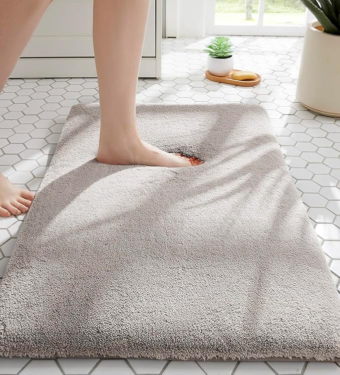 MINIDEAR Bathroom Rugs 32x20 Tan - Thick Memory Foam Bath Mat, Ultra Soft & Plush Fluffy, Non-Slip, Quick Dry, Absorbent Washable Floor Microfiber Mat for Tub, Home Decor Accessories
