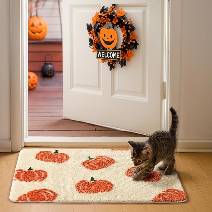 TRUEDAYS Beige Bathroom Rugs with Orange Pumpkins, Cute Bath Mat for Halloween and Thanksgiving, Soft Non Slip Farmhouse Mats Funny Indoor Rug Home Decor Fall and Autumn