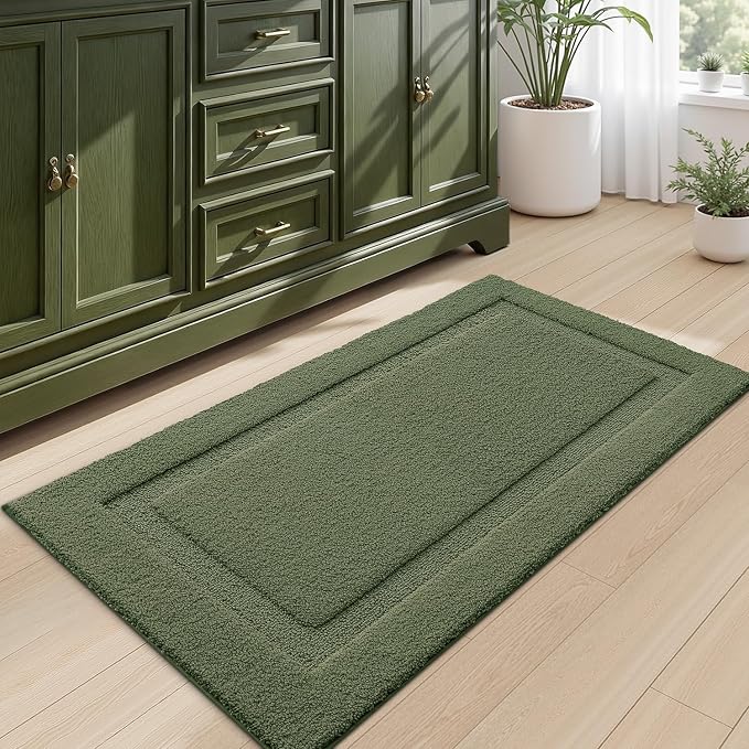 LUMI Ultra Soft Bathroom Rugs Absorbent, Non Slip Bath Mat 24x36, Green | Machine Washable with Rubber Backing, Quick Dry, Premium Microfiber Plush Carpet for Bathtub and Shower Floor