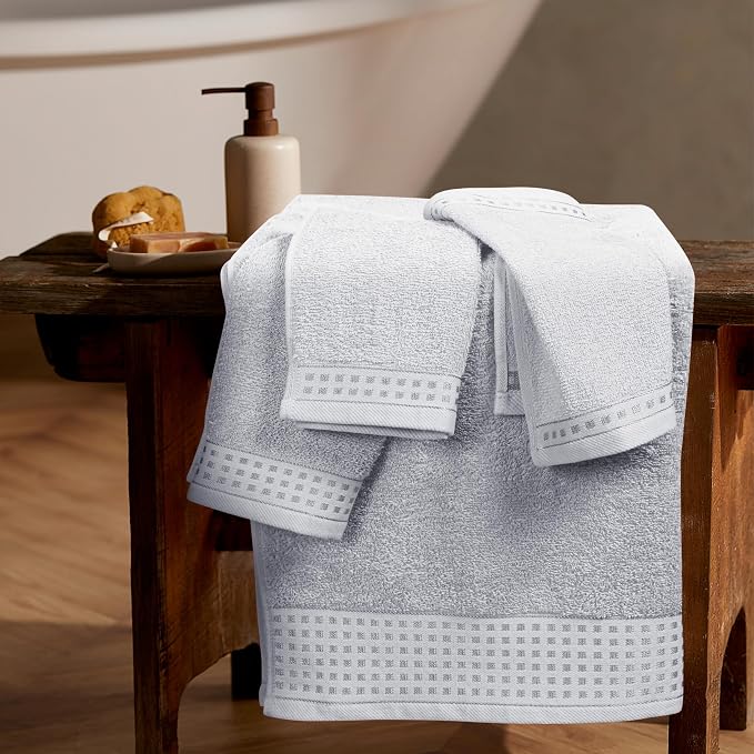 GLAMBURG Ultra Soft 3 Pack Cotton Towel Set, Contains a Bath Towel 28x55 inch, a Hand Towel 16x24 inch & a Wash Coth 12x12 inch, Ideal Everyday use, Compact & Lightweight - Light Grey