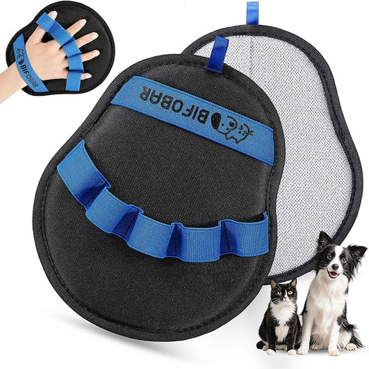 Pet Hair Removal Glove, Electrostatic Grooming Mitt for Dogs & Cats | Electrostatic pet hair remover tool with 5-finger design. Washable reusable for cats, dogs, sofas and furniture.